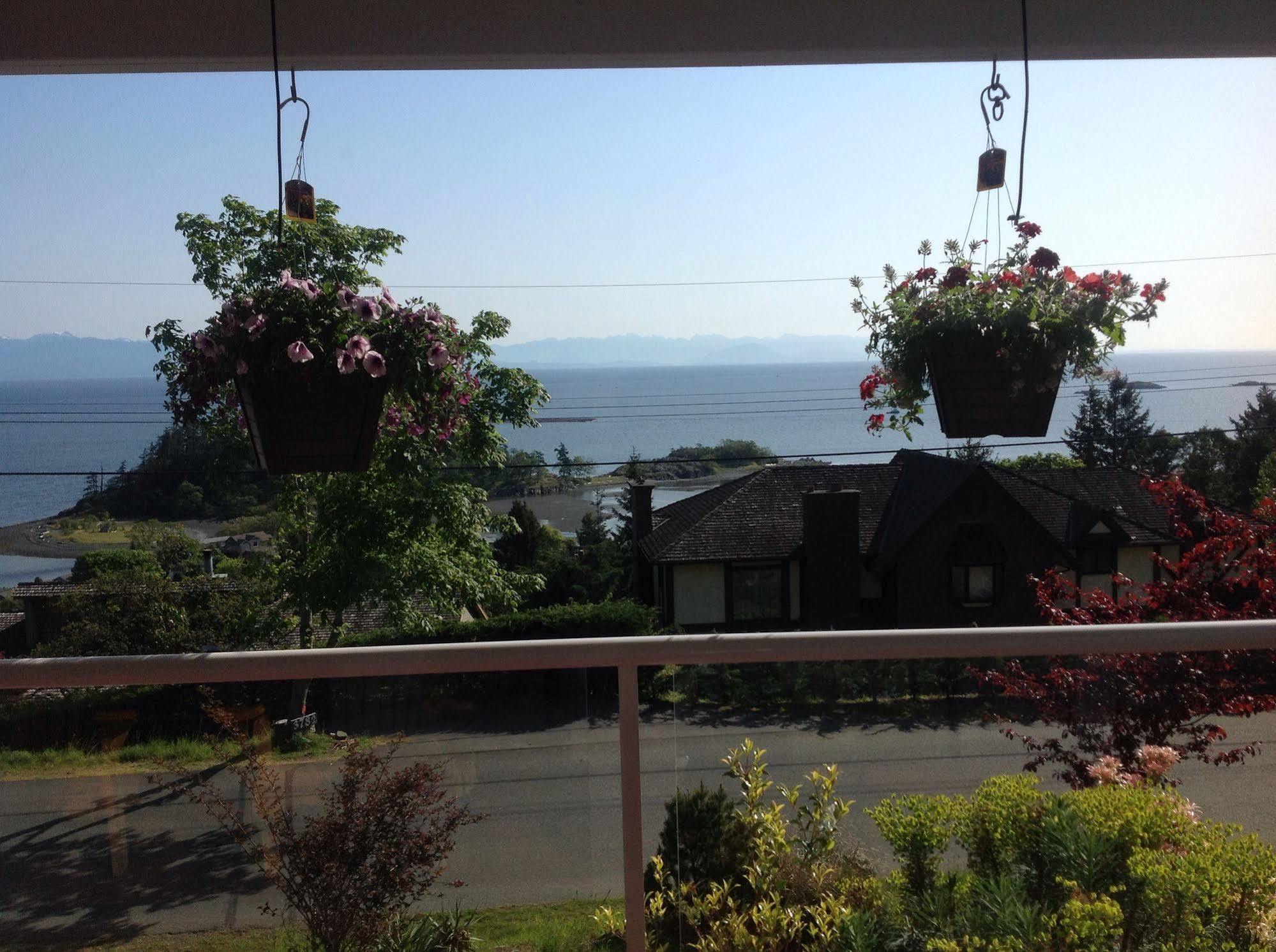Nanaimo Ocean View Bed and Breakfast Exterior foto