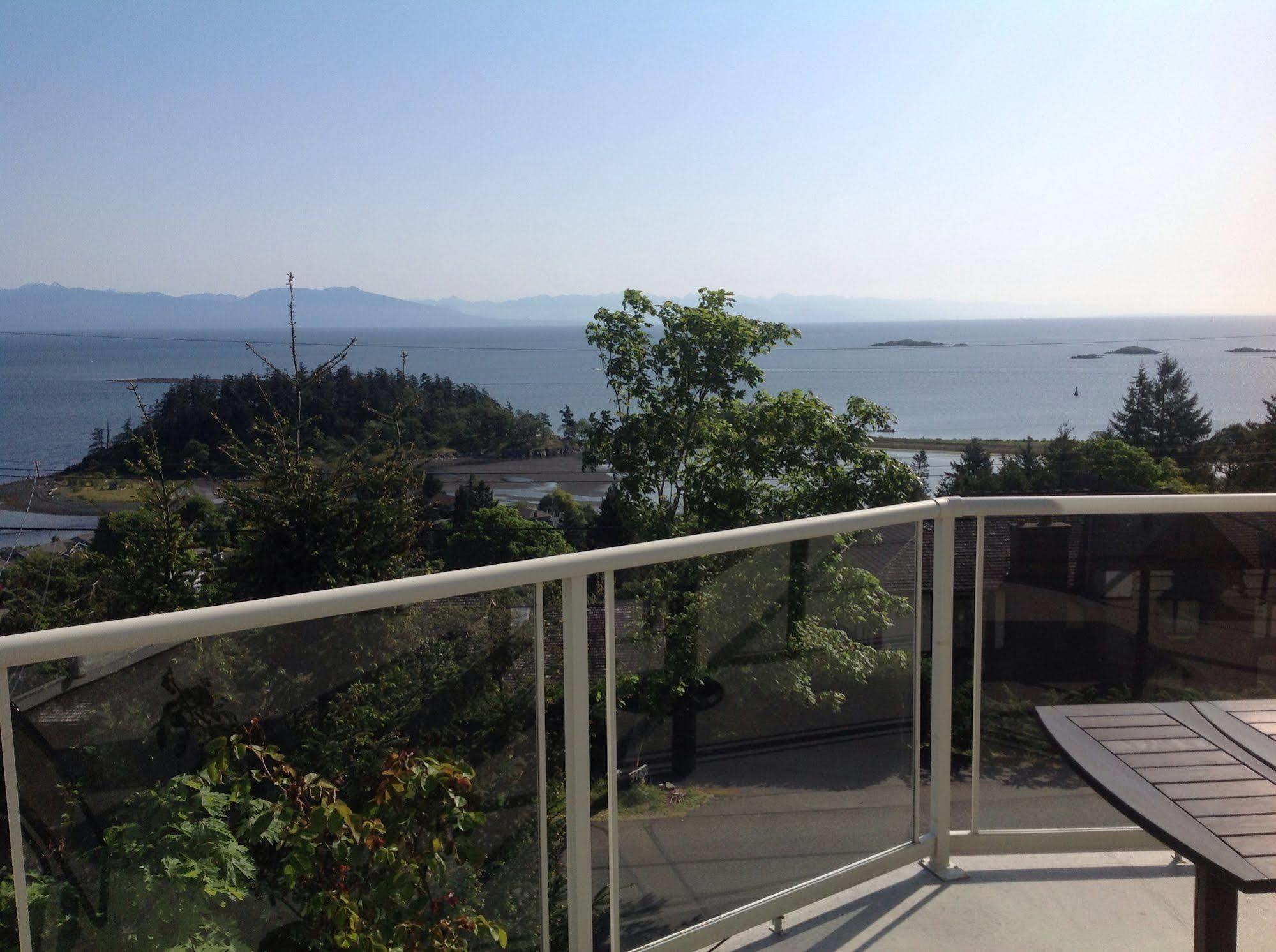 Nanaimo Ocean View Bed and Breakfast Exterior foto